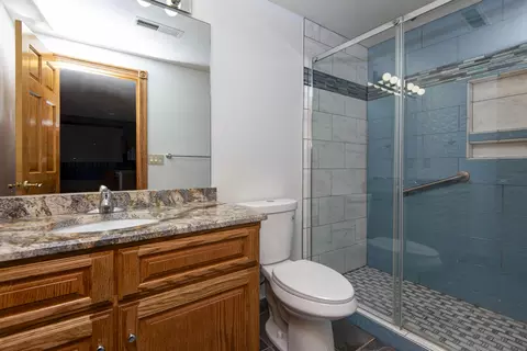 Bath - 6307 S Meadowview Dr, Ozark, MO 65721 photo 10 of 10