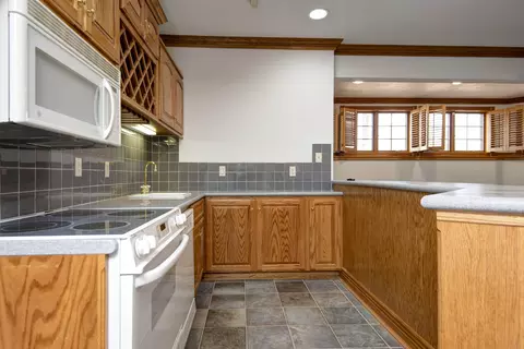 Kitchen - 6307 S Meadowview Dr, Ozark, MO 65721 photo 10 of 11