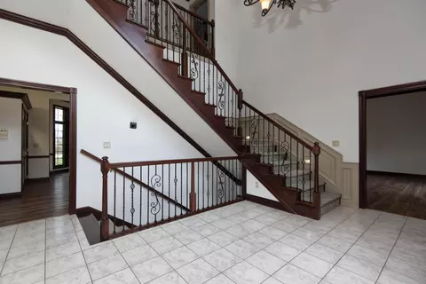 Entry Way - 6307 S Meadowview Dr, Ozark, MO 65721 photo 5 of 8