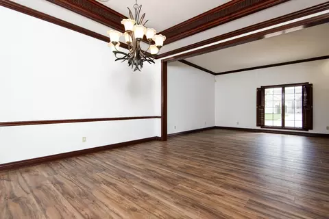 Living - 6307 S Meadowview Dr, Ozark, MO 65721 photo 4 of 17