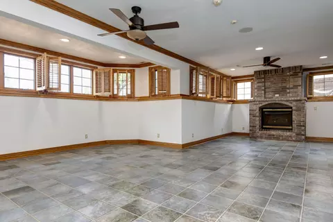 Living - 6307 S Meadowview Dr, Ozark, MO 65721 photo 16 of 17