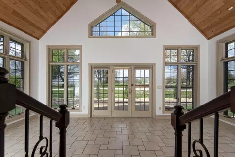 Entry Way - 6307 S Meadowview Dr, Ozark, MO 65721 photo 6 of 8