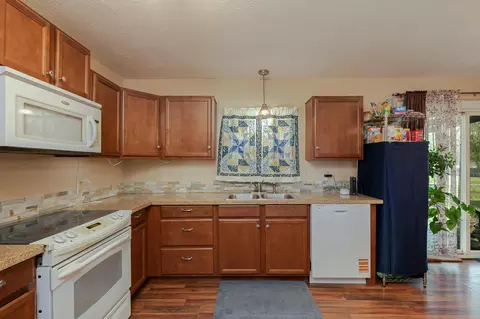Kitchen - 701 E Jackson St, Marshfield, MO 65706 photo 2 of 3