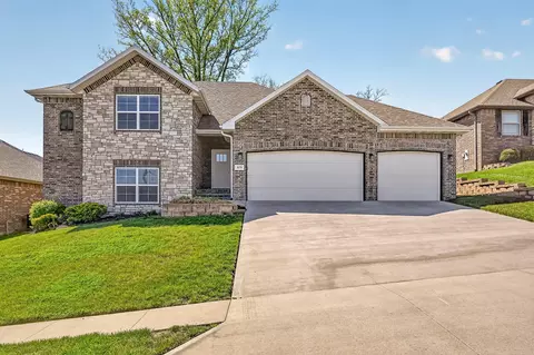 5375 S Twelve Oaks Rd, Springfield, MO 65810
