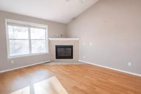 Living - 340 Tall Oaks Dr, Branson, MO 65616 photo 4 of 8
