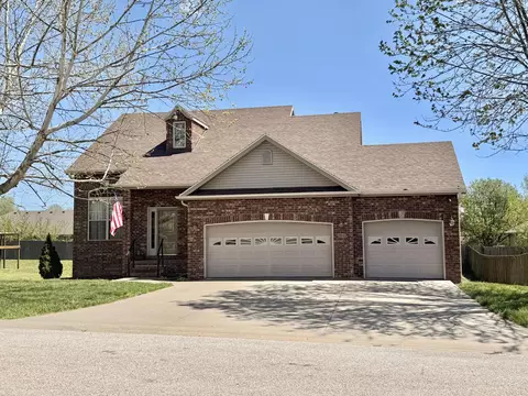 5102 N 12th Ave, Ozark, MO 65721