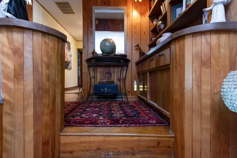Entry Way - 2101 S Glendale Ave, Springfield, MO 65804 photo 2 of 2