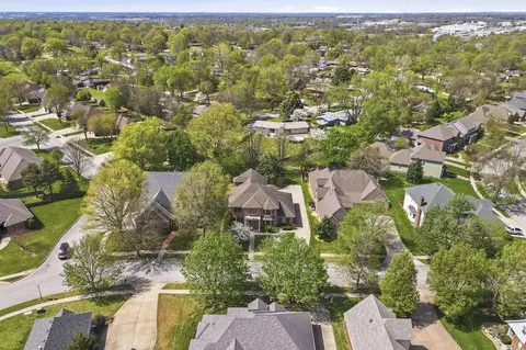View/Area - 2411 W Dearborn St, Springfield, MO 65807 photo 5 of 7