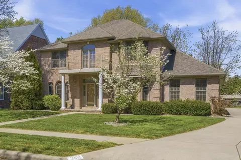 Exterior - 2411 W Dearborn St, Springfield, MO 65807 photo 2 of 8