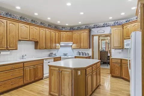 Kitchen - 2411 W Dearborn St, Springfield, MO 65807 photo 1 of 4