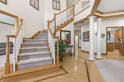 Entry Way - 2411 W Dearborn St, Springfield, MO 65807 photo 1 of 4
