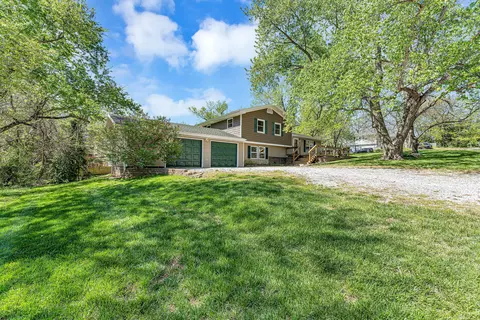 23 S Hillside Dr, Nixa, MO 65714 photo 2