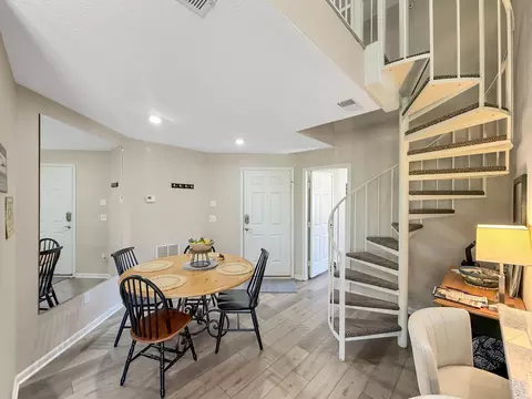 Dining - 815 Holiday Ridge 1-9, Branson, MO 65616 photo 3 of 3