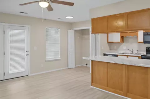 110 Kimberling Shores Ln #1, Kimberling City, MO 65686