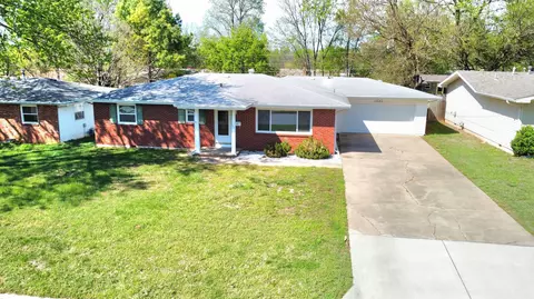 View/Area - 1027 Edgewood St, Springfield, MO 65807 photo 1 of 2
