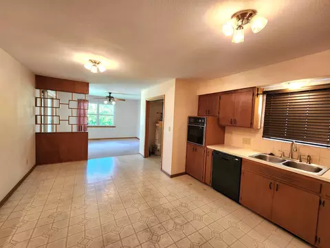 Kitchen - 1027 Edgewood St, Springfield, MO 65807 photo 1 of 5