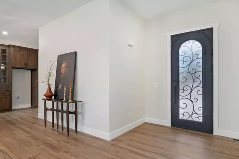 Entry Way - 1758 E Peartree Dr, Ozark, MO 65721 photo 2 of 3