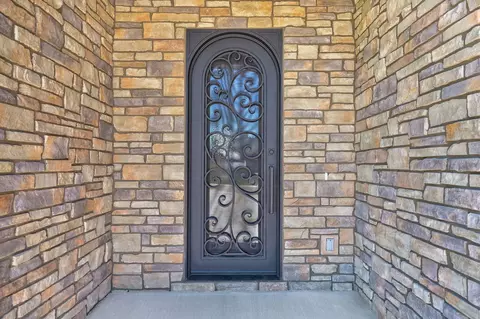 Entry Way - 1758 E Peartree Dr, Ozark, MO 65721 photo 1 of 3
