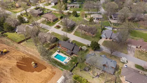View/Area - 4072 E Linwood St, Springfield, MO 65809 photo 6 of 10