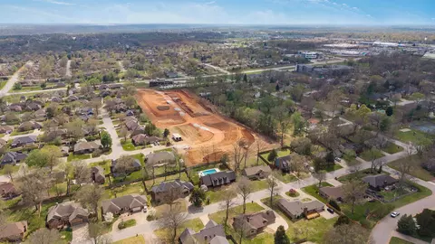 View/Area - 4072 E Linwood St, Springfield, MO 65809 photo 9 of 10