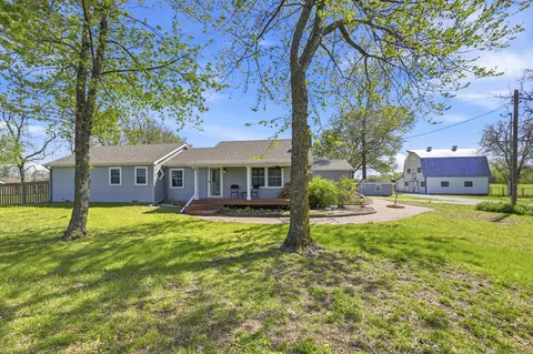 13374 Kafir Road Rd, Carthage, MO 64836