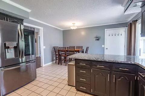 Kitchen - 3576 N Kossen Ln, Springfield, MO 65803 photo 7 of 7