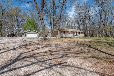 Exterior - 3576 N Kossen Ln, Springfield, MO 65803 photo 5 of 18