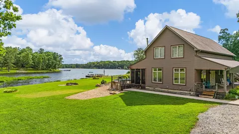 5560 Private Road 8072, West Plains, MO 65775