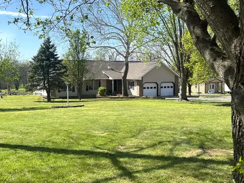 235 Springfield Rd, Buffalo, MO 65622