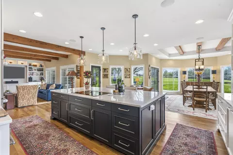 Kitchen - 3752 Eaglescliffe Dr, Springfield, MO 65809 photo 5 of 5