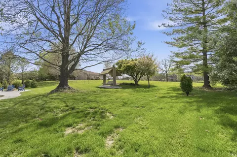 Exterior - 3752 Eaglescliffe Dr, Springfield, MO 65809 photo 15 of 16