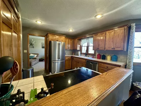 Kitchen - 1729 N Pine St, Marshfield, MO 65706 photo 2 of 2