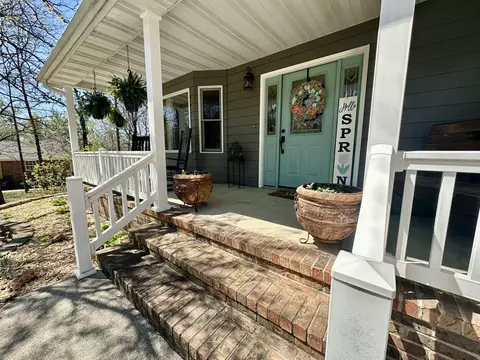 Exterior - 1729 N Pine St, Marshfield, MO 65706 photo 3 of 15