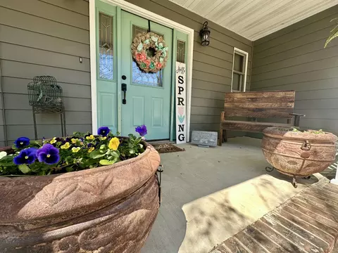 Exterior - 1729 N Pine St, Marshfield, MO 65706 photo 5 of 15