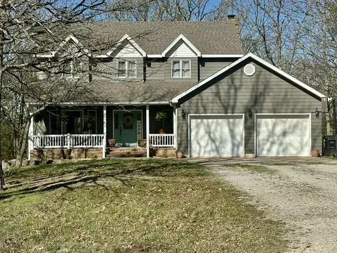 Exterior - 1729 N Pine St, Marshfield, MO 65706 photo 11 of 15