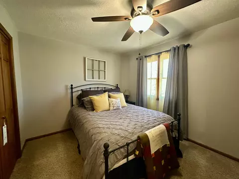 Bedroom - 1729 N Pine St, Marshfield, MO 65706 photo 5 of 5
