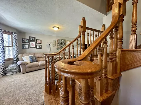 Entry Way - 1729 N Pine St, Marshfield, MO 65706 photo 2 of 3