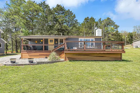 61 Rolla Hill Rd, Galena, MO 65656