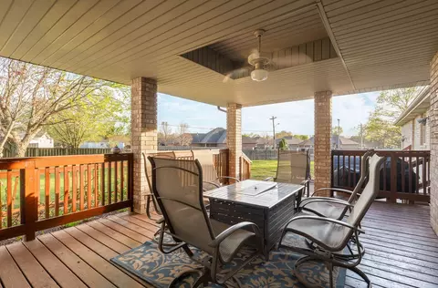 Exterior - 4976 S Eldon Ave, Springfield, MO 65810 photo 4 of 11