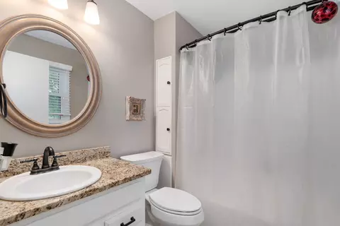 Bath - 1919 E Cambridge St, Springfield, MO 65804 photo 1 of 3