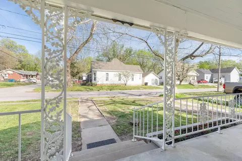 735 S Missouri Ave, Springfield, MO 65806 photo 20