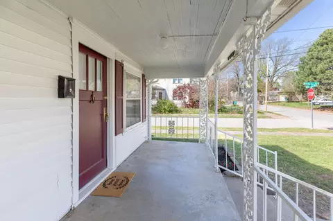 735 S Missouri Ave, Springfield, MO 65806 photo 4