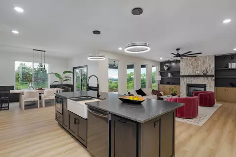 Kitchen - 5154 N Seacrest Dr, Ozark, MO 65721 photo 1 of 7