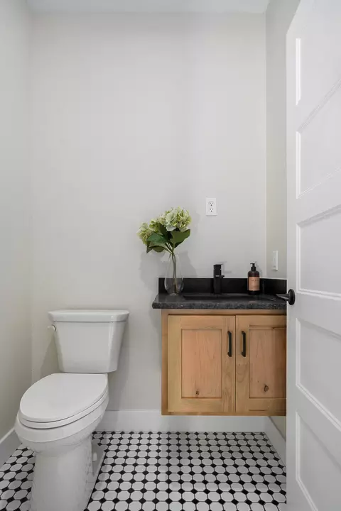 Bath - 5154 N Seacrest Dr, Ozark, MO 65721 photo 1 of 11