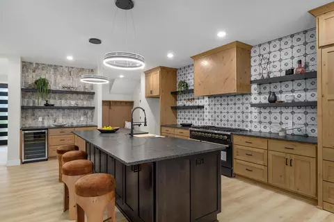 Kitchen - 5154 N Seacrest Dr, Ozark, MO 65721 photo 5 of 7