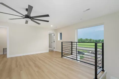 Entry Way - 5154 N Seacrest Dr, Ozark, MO 65721 photo 4 of 5