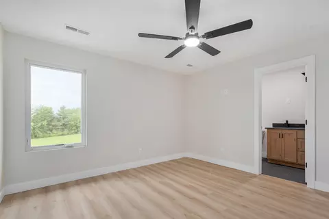 Bedroom - 5154 N Seacrest Dr, Ozark, MO 65721 photo 8 of 8