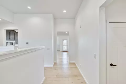 102 Kings Ct, Ozark, MO 65721 photo 3