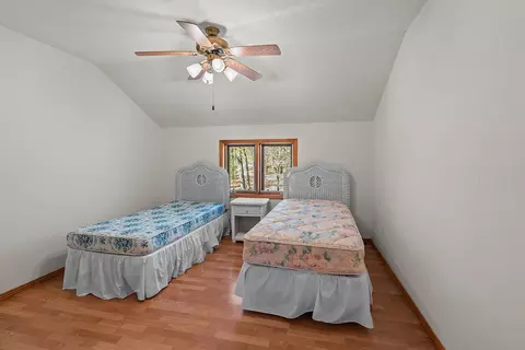Bedroom - 24304 Mustang Ln, Shell Knob, MO 65747 photo 13 of 14