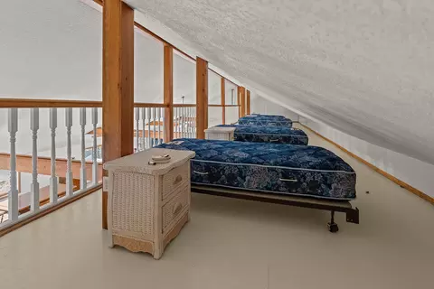 Bedroom - 24304 Mustang Ln, Shell Knob, MO 65747 photo 10 of 14